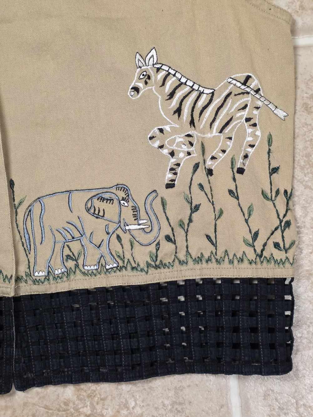Vintage Y2K Safari Animal Embroidered Vest - Picture 5 of 12
